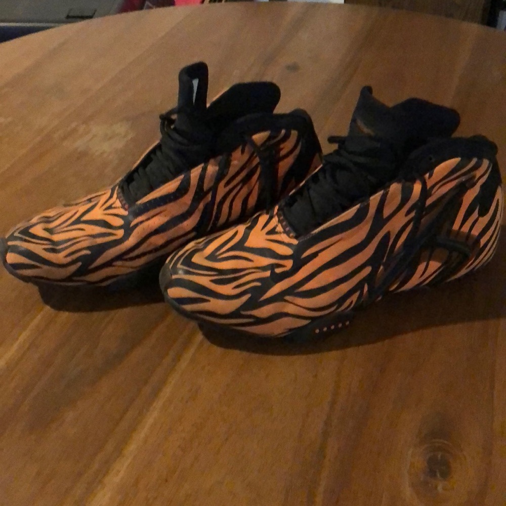 Nike shoes